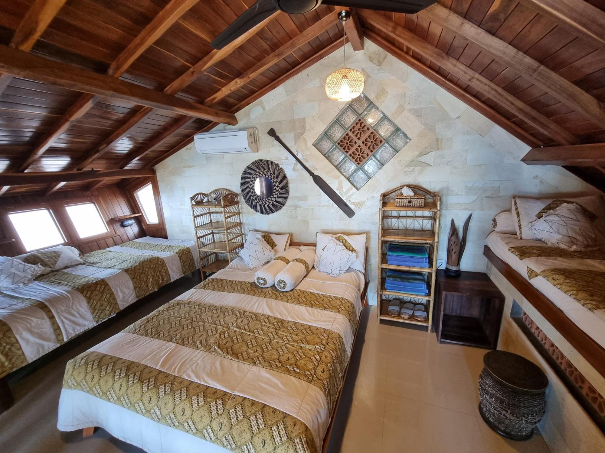 Istana Ombak Eco Resort Pacitan Ngoại thất bức ảnh