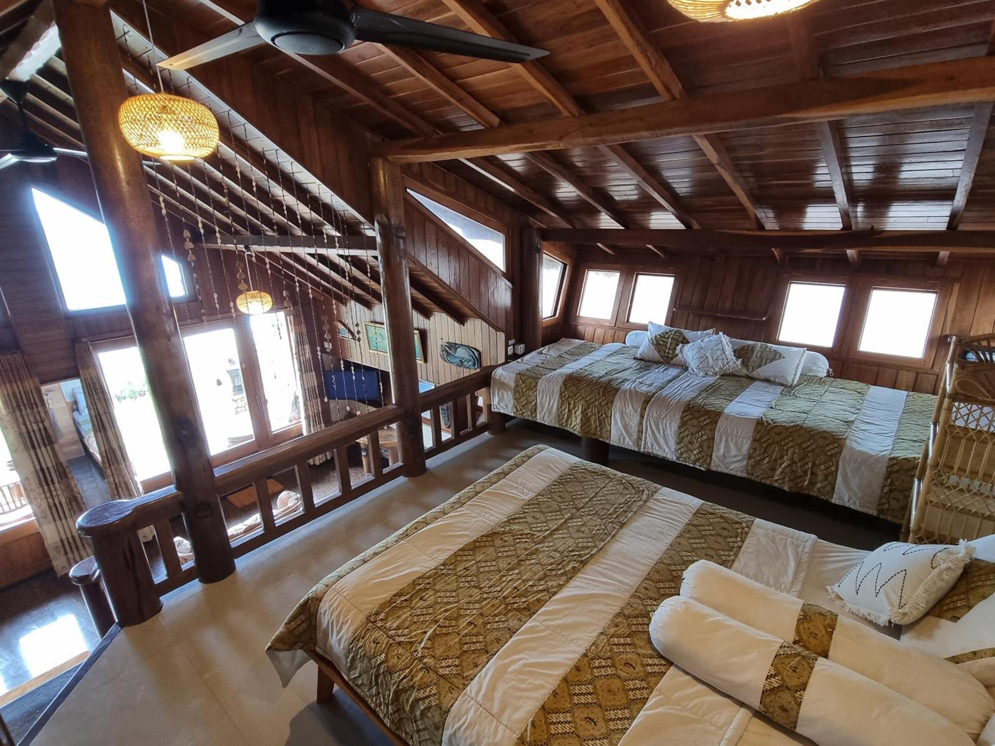 Istana Ombak Eco Resort Pacitan Ngoại thất bức ảnh