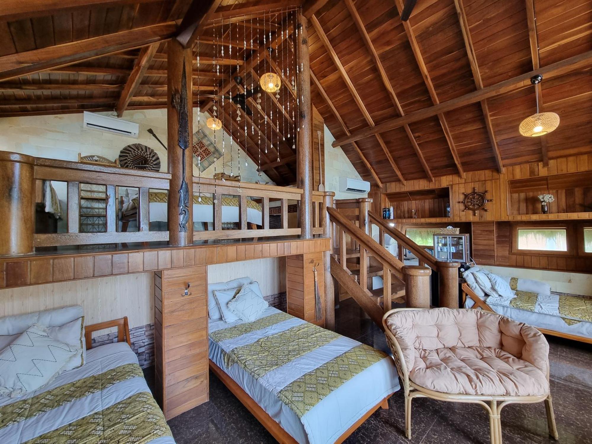 Istana Ombak Eco Resort Pacitan Ngoại thất bức ảnh