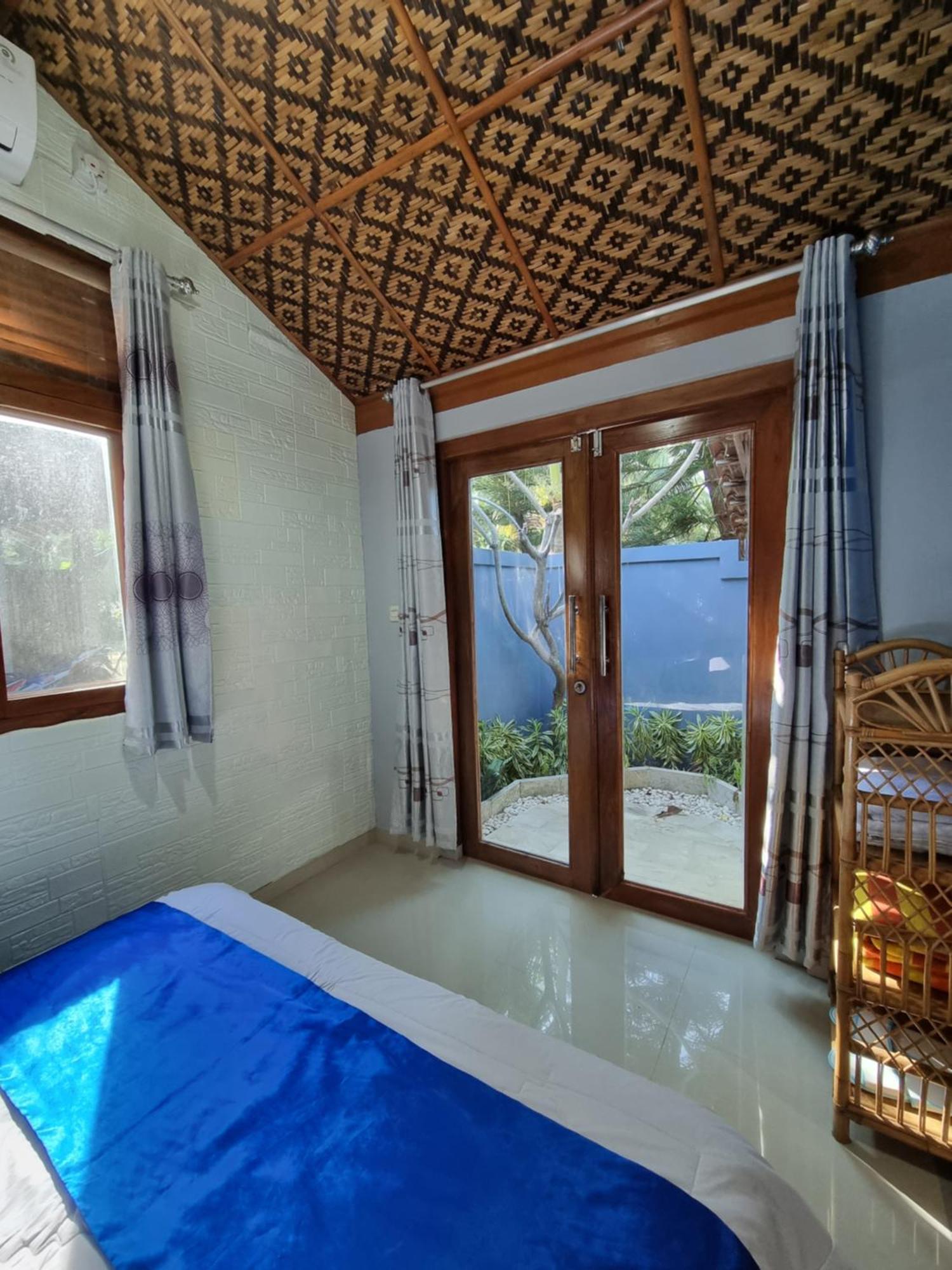 Istana Ombak Eco Resort Pacitan Ngoại thất bức ảnh
