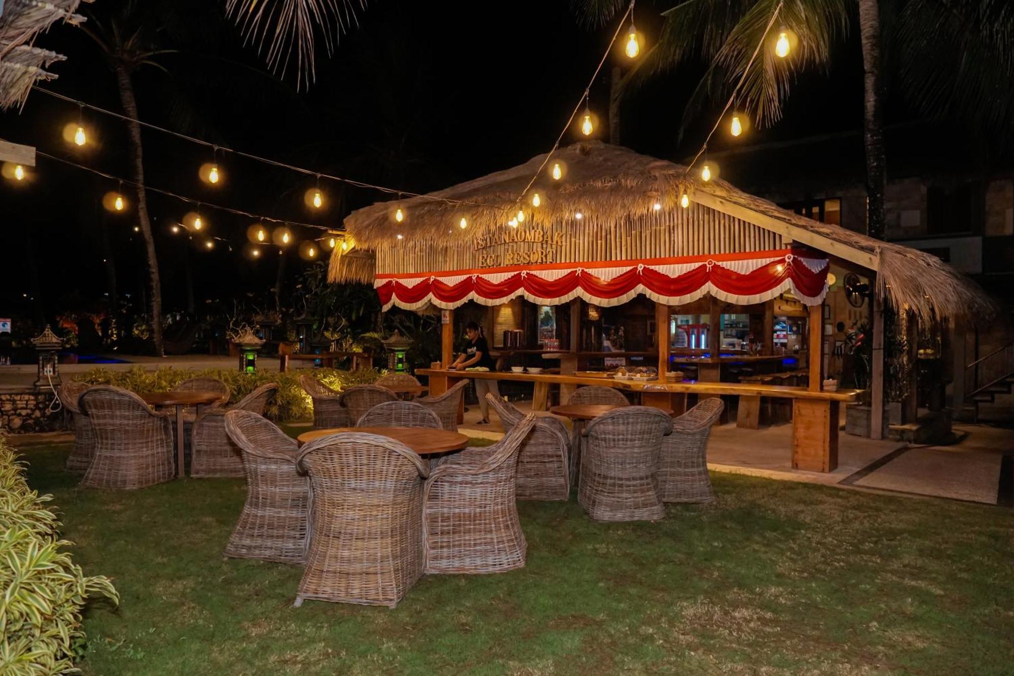 Istana Ombak Eco Resort Pacitan Ngoại thất bức ảnh